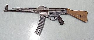 <span class="mw-page-title-main">Assault rifle</span> Self-loading rifle that fires an intermediate-power rifle cartridge