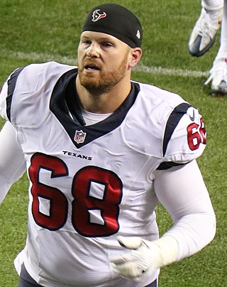 <span class="mw-page-title-main">Tony Bergstrom</span> American football player (born 1986)