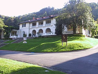 <span class="mw-page-title-main">Montalvo Arts Center</span> Historic house in California, United States