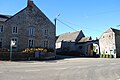 Deux fermes de la place du Baty