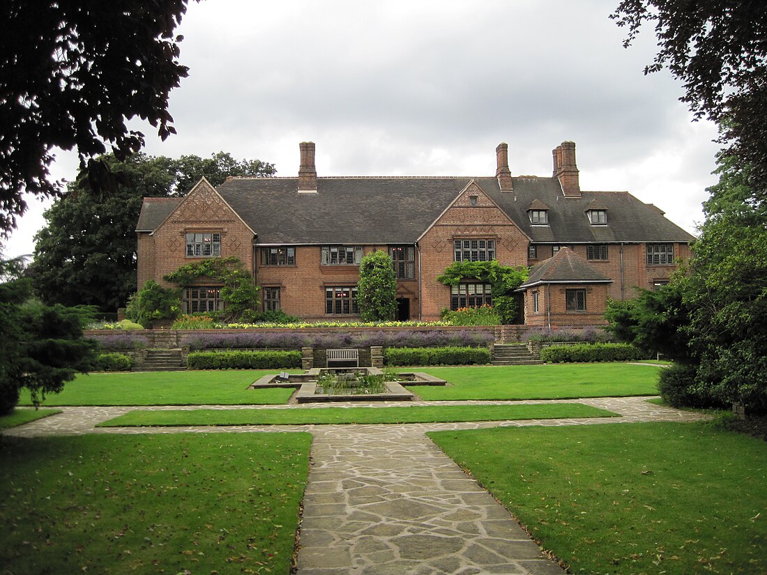 Goddards House and Garden