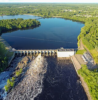 <span class="mw-page-title-main">Holcombe Flowage</span> Reservoir in Chippewa and Rusk counties, Wisconsin