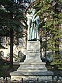 Polski: Pomnik Marcina Lutra przed Ewangelicko-Augsburskim Kościołem Zbawiciela w Bielsku-Białej, Franz Vogel, 1900 Deutsch: Das einzige Lutherdenkmal in Polen in Bielsko-Biała vor der evangelisch-augsburgische Erlöserkirche, 1900, von Franz Vogel.