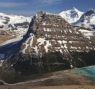 <span class="mw-page-title-main">Rearguard Mountain</span> Mountain in British Columbia, Canada