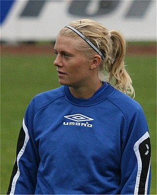 <span class="mw-page-title-main">Solveig Gulbrandsen</span> Norwegian footballer (born 1981)