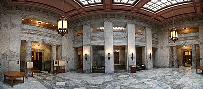 Hall d'entrée de la Cour suprême.