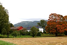 Henrik Ibsen og familien hans bodde på gården Venstøp som i dag er Henrik Ibsen Museum i Skien.