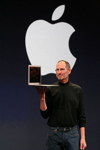 <span class="mw-page-title-main">MacBook Air (Intel-based)</span> Line of ultraportable notebook computers by Apple