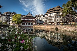 Case alsaciene în cartierul Petite France din Strasbourg.