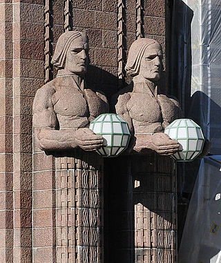 <span class="mw-page-title-main">Lyhdynkantajat</span> Sculptures at Helsinki Central railway station, Finland