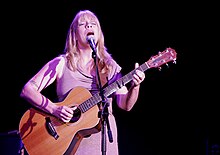 In 1977, Waits began a relationship with singer-songwriter Rickie Lee Jones (pictured here in 2008); their work and styles influenced each other. Rickie-Lee-Jones.jpg