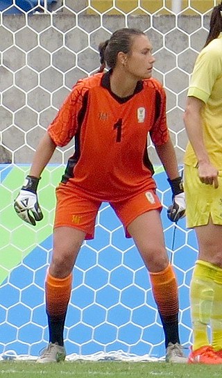 <span class="mw-page-title-main">Roxanne Barker</span> South African soccer player