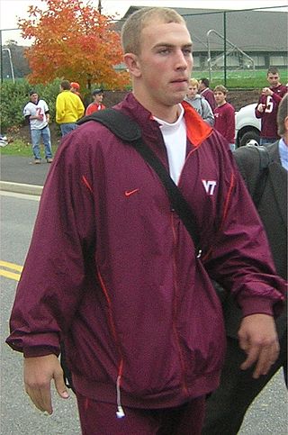 <span class="mw-page-title-main">Sean Glennon</span> American football player (born 1985)