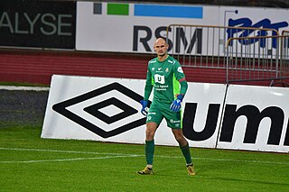 <span class="mw-page-title-main">Øystein Øvretveit</span> Norwegian footballer (born 1994)