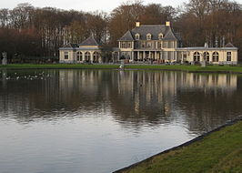 Classicistisch kasteel Rivierenhof uit 1777