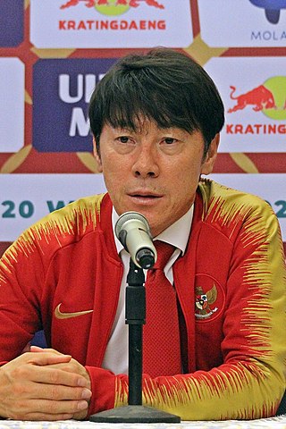 <span class="mw-page-title-main">Shin Tae-yong</span> South Korean footballer and manager