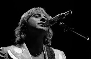 <span class="mw-page-title-main">Greg Lake</span> English musician (1947–2016)