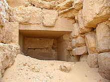 Entrance to the mastaba's subterranean chambers Mastaba-faraoun-4.jpg