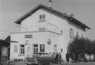 Bahnhofsgebäude, Strassenseite (1964)