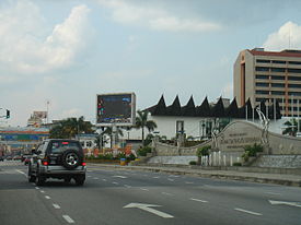 Jalan Dato' Bandar Tunggal