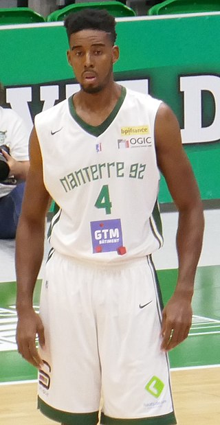 <span class="mw-page-title-main">Alade Aminu</span> Nigerian-American basketball player (born 1987)