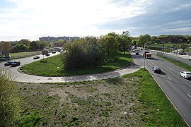 Arion Rd–88th St Conduit Bridge 13.jpg