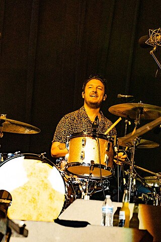 <span class="mw-page-title-main">Matt Helders</span> English musician (born 1986)