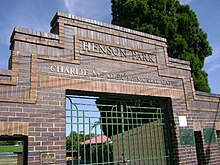 Henson Park, Charlie Meader Memorial Gates. Henson Park 028.jpg