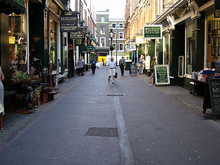 <span class="mw-page-title-main">Cecil Court</span> Pedestrian street with Victorian shop-frontages in London