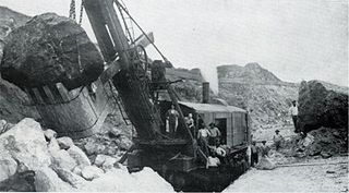 <span class="mw-page-title-main">Steam shovel</span> Steam-powered excavation machine