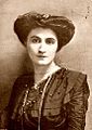 Nelly Roussel in 1908 overleden op 18 december 1922
