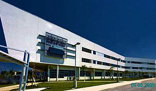 <span class="mw-page-title-main">Miami Beach Senior High School</span> Secondary school in Miami Beach, Florida