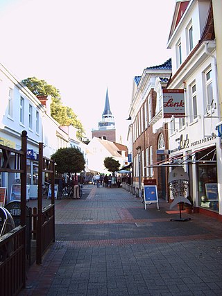 <span class="mw-page-title-main">Aurich</span> Town in Lower Saxony, Germany