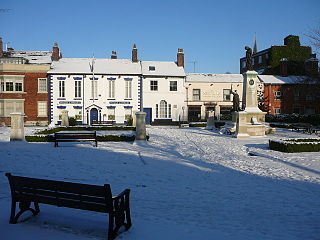 <span class="mw-page-title-main">Macclesfield Cenotaph</span> World War I memorial in Macclesfield, England