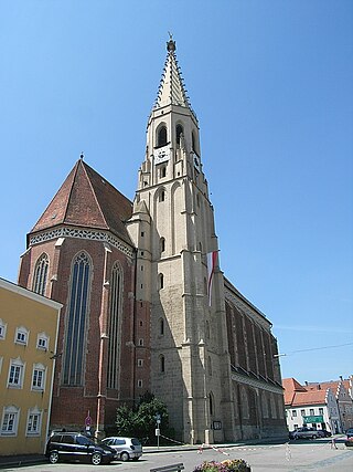 <span class="mw-page-title-main">Neuötting</span> Town in Bavaria, Germany