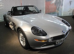 BMW Z8 de Le monde ne suffit pas (1999)