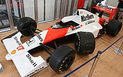 McLaren MP4/5B (1990)