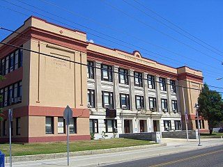 <span class="mw-page-title-main">Wildwood High School</span> High school in Cape May County, New Jersey, US