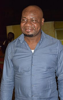 Artiste éléphant mouillé au festival de films de femmes de Cotonou 2022.