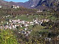 Taleggio: Sottochiesa below the rock of Pizzino