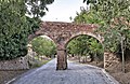 This is a photo of a building listed in the Catalan heritage register as Bé Cultural d'Interès Local (BCIL) under the reference IPA-37042. Català: Pont de Cerdanyola del Vallès. Camí de Sant Iscle de les Feixes (Cerdanyola del Vallès). Deutsch: Brücke von Cerdanyola del Vallès