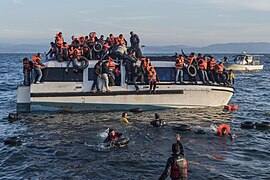 20151030 Syrians and Iraq refugees arrive at Skala Sykamias Lesvos Greece 2