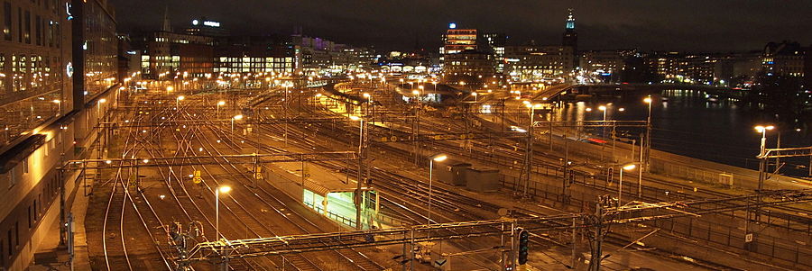 Norra delen av bangården vid Stockholms central 2011, vy mot syd.