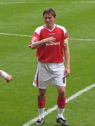 <span class="mw-page-title-main">Matt Holland</span> Footballer (born 1974)