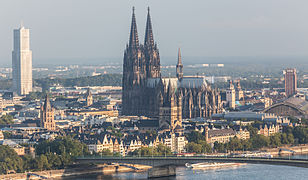 2013-08-10 07-12-57 Ballonfahrt über Köln EH 0596.jpg