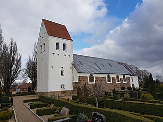 <span class="mw-page-title-main">Bække</span> Town in Southern Denmark, Denmark