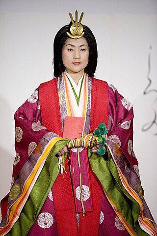 <i>Jūnihitoe</i> Historical layered clothing worn by Japanese court ladies