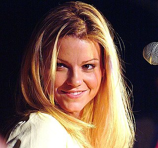 <span class="mw-page-title-main">Katrina Elam</span> American singer-songwriter