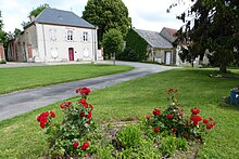 La mairie de Poupry.