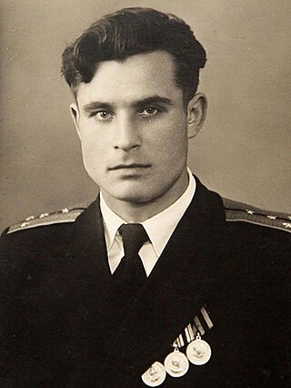 <span class="mw-page-title-main">Vasily Arkhipov</span> Soviet naval officer credited with averting a nuclear incident (1926–1998)